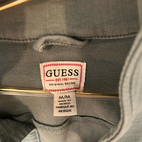 Guess light green jacket. Stretchy  material. Worn once. In excellent condition. - Picture 3 of 3